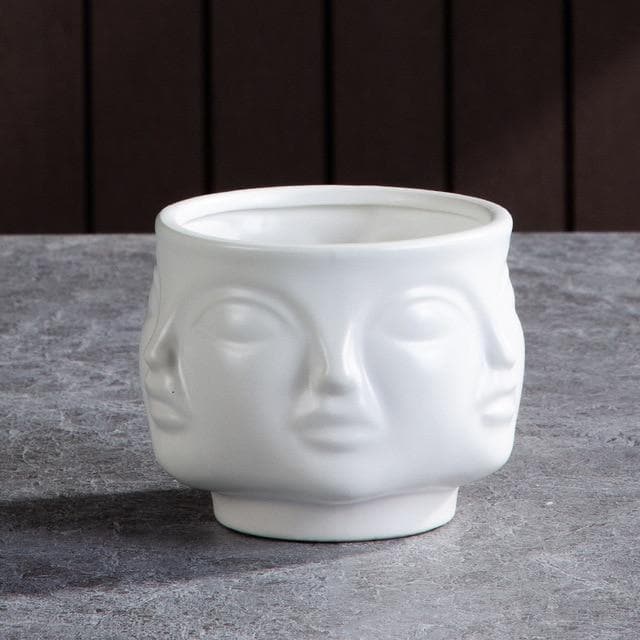 Carvallo – Keramiska designvaser och blomkrukor med skulptural elegans