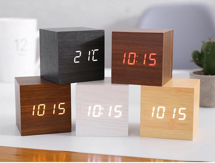 Carvallo – Stilig LED-väckarklocka med minimalistisk design och smarta funktioner