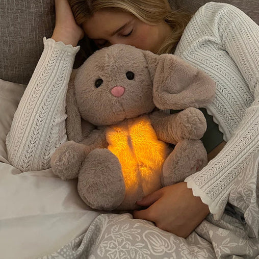 Plush leksak med lugnande ljus och ljud