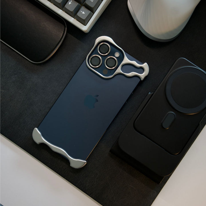 Mobiltelefonfodral med slimmad minimalistisk design