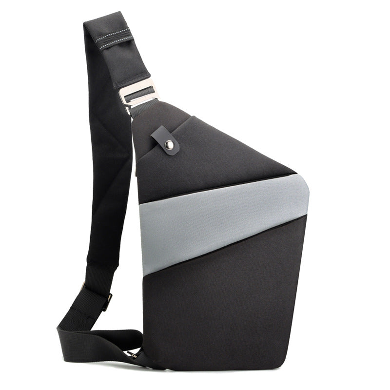 Crossbody-väska med stöldskyddande rese-design